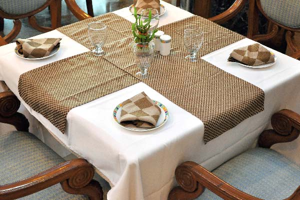 restaurant tablecloth napkins linens laundry perth